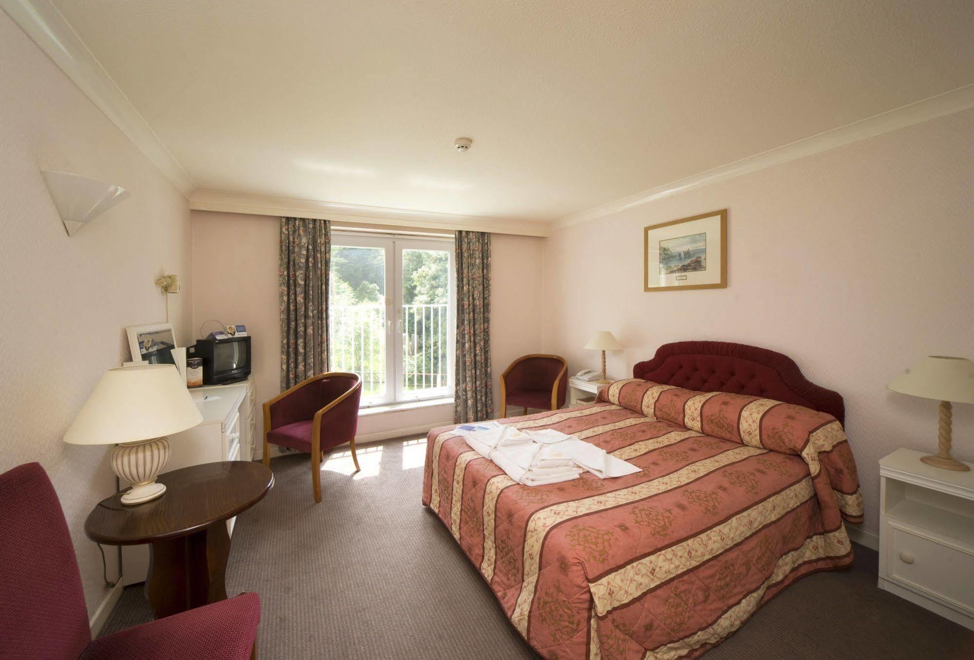 Hotel The Broadway Park 3*