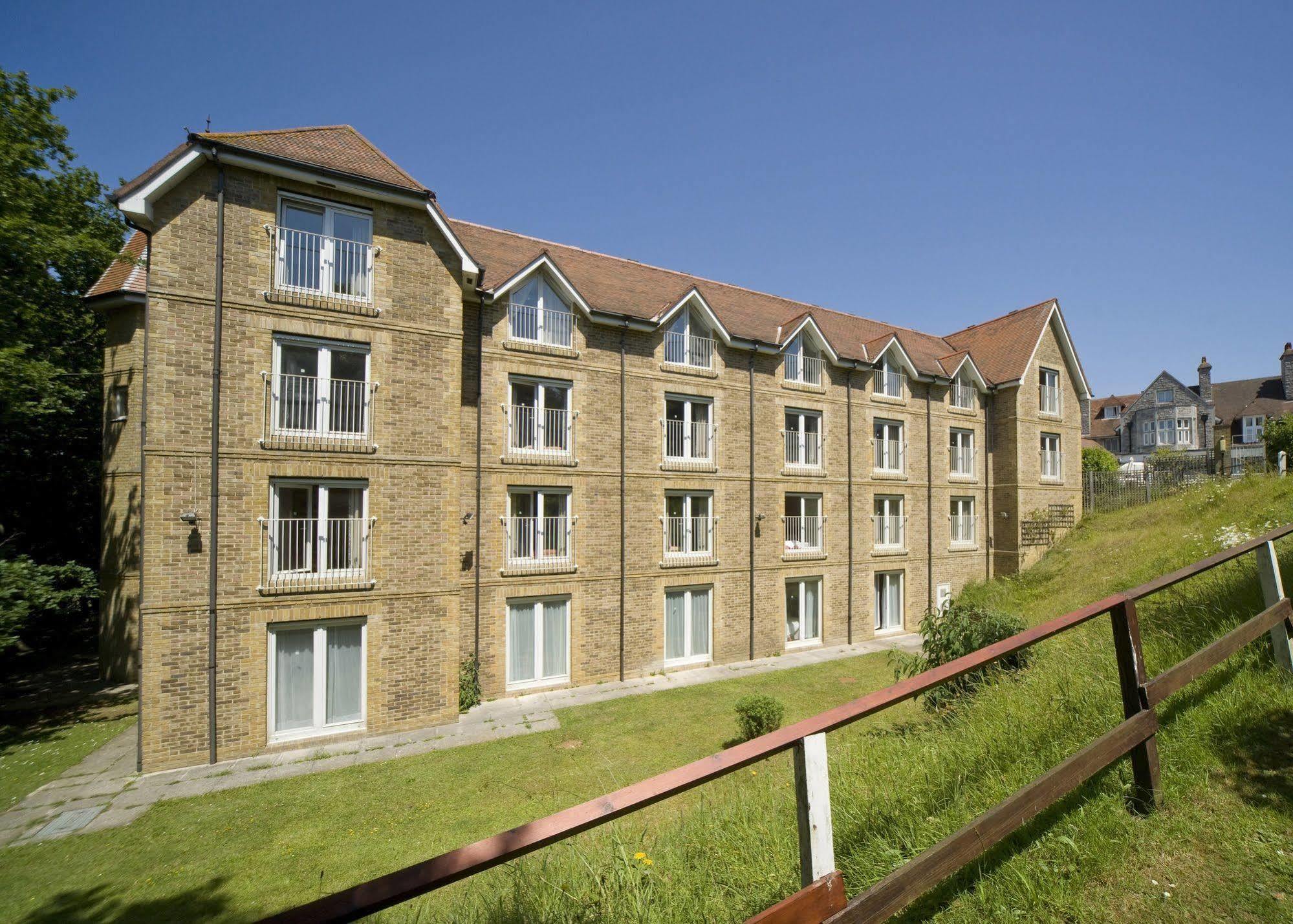 The Broadway Park Hotel 3*